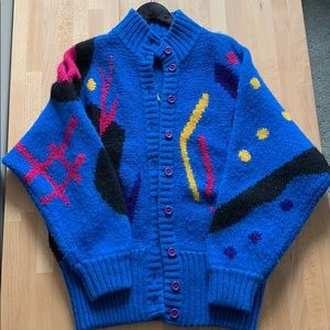 Beautiful Vintage Sweater!